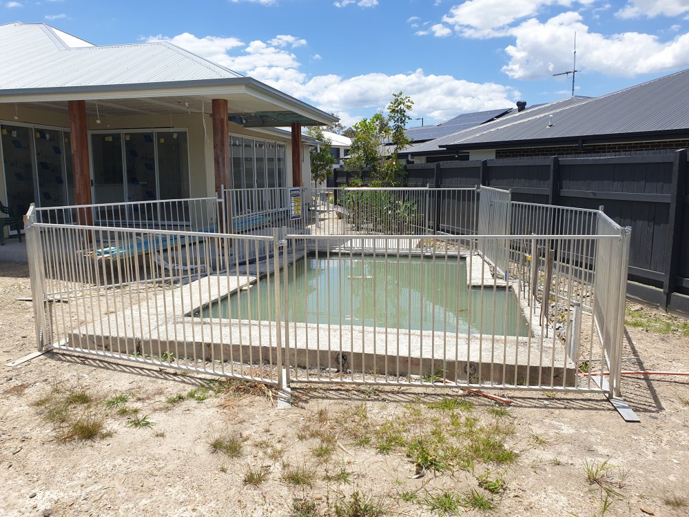 home-temporary-pool-fence-hire