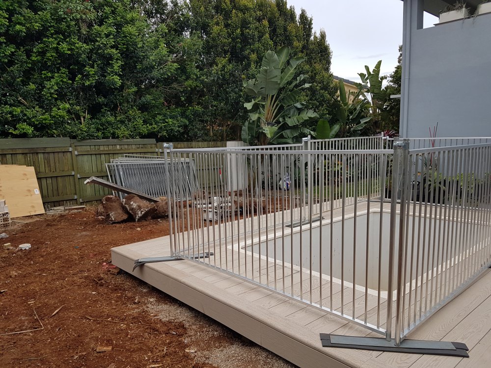 home-temporary-pool-fence-hire