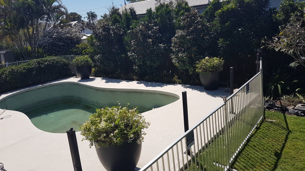 Home Temporary Pool Fence Hire